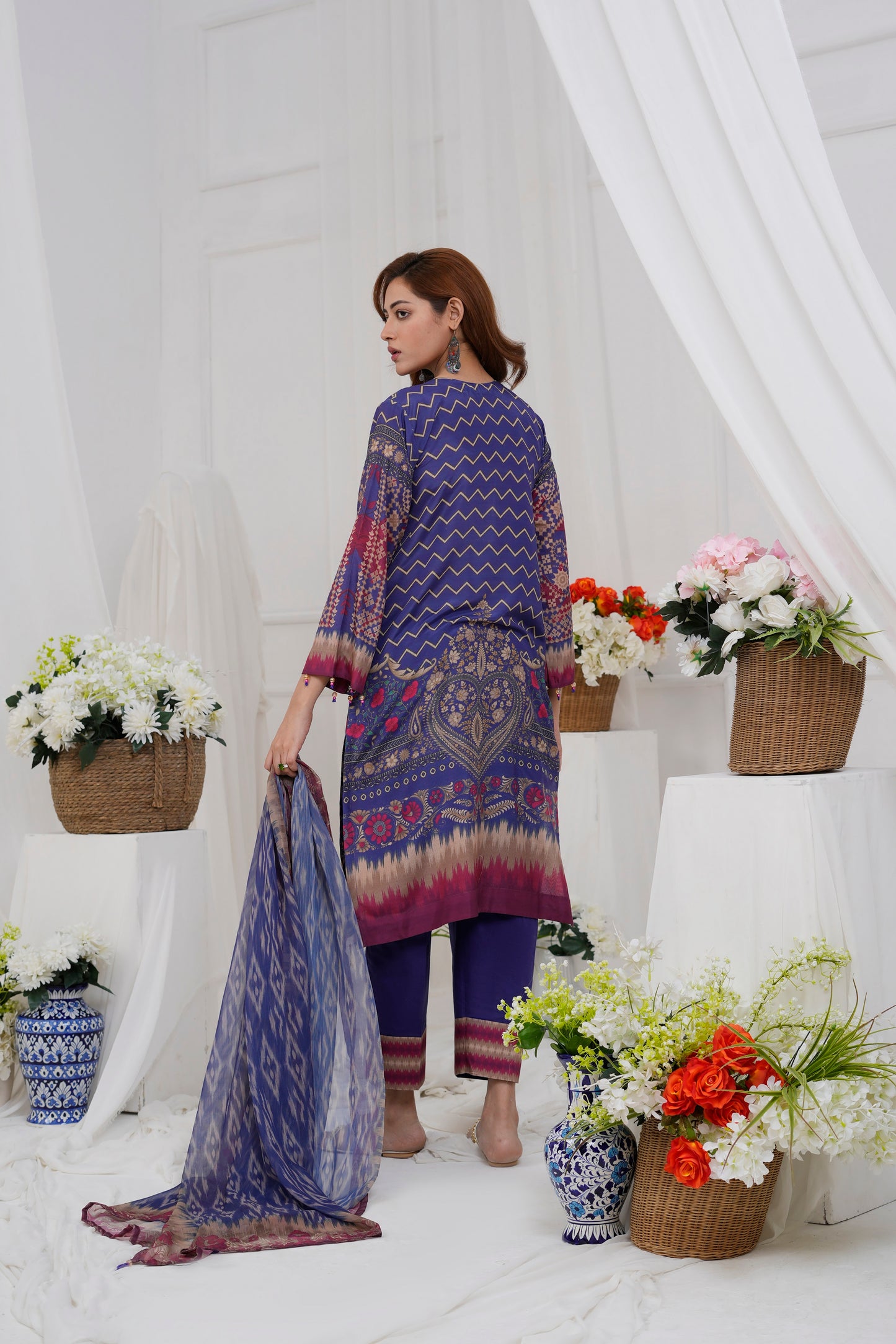 The Cotton Lawn Shop Women's 3 Piece Cotton Floral Stylish Printed Unstitched Salwar Suit Dupatta With Embroidered lace Dress Material ( Blue )