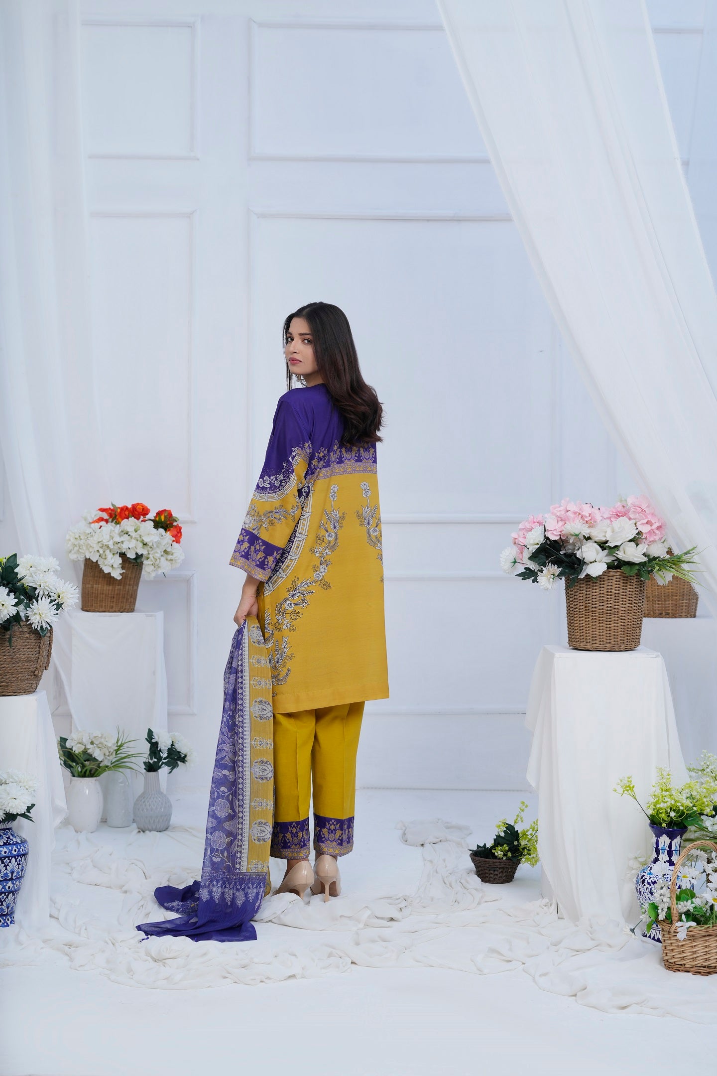 Women's 3 Piece Printed Cotton Salwar Suit Dupatta With Embroidered - Golden Sapphire