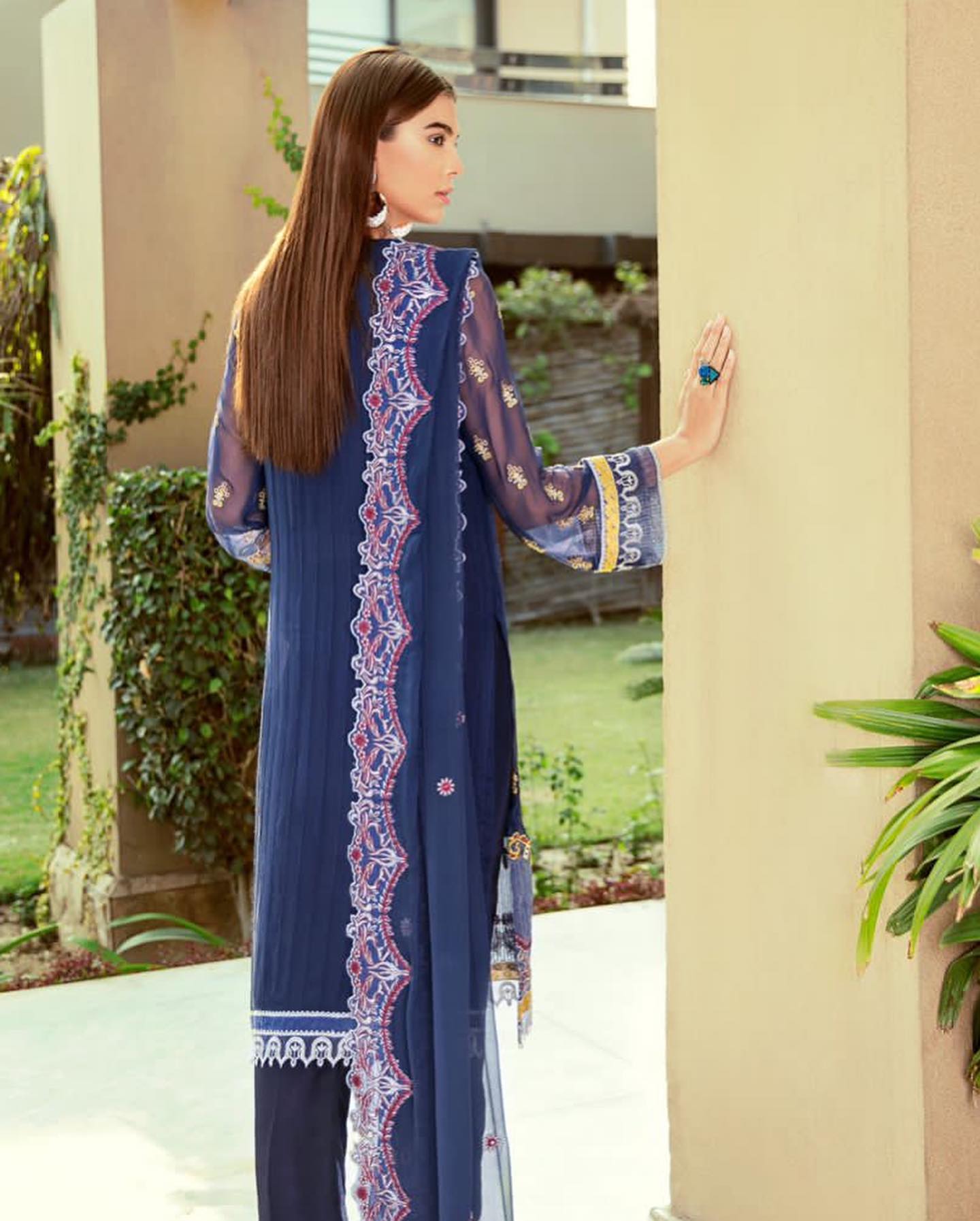 3 PCS UN-STITCHED LUXURY CHIFFON SUIT-ZNAC-1092