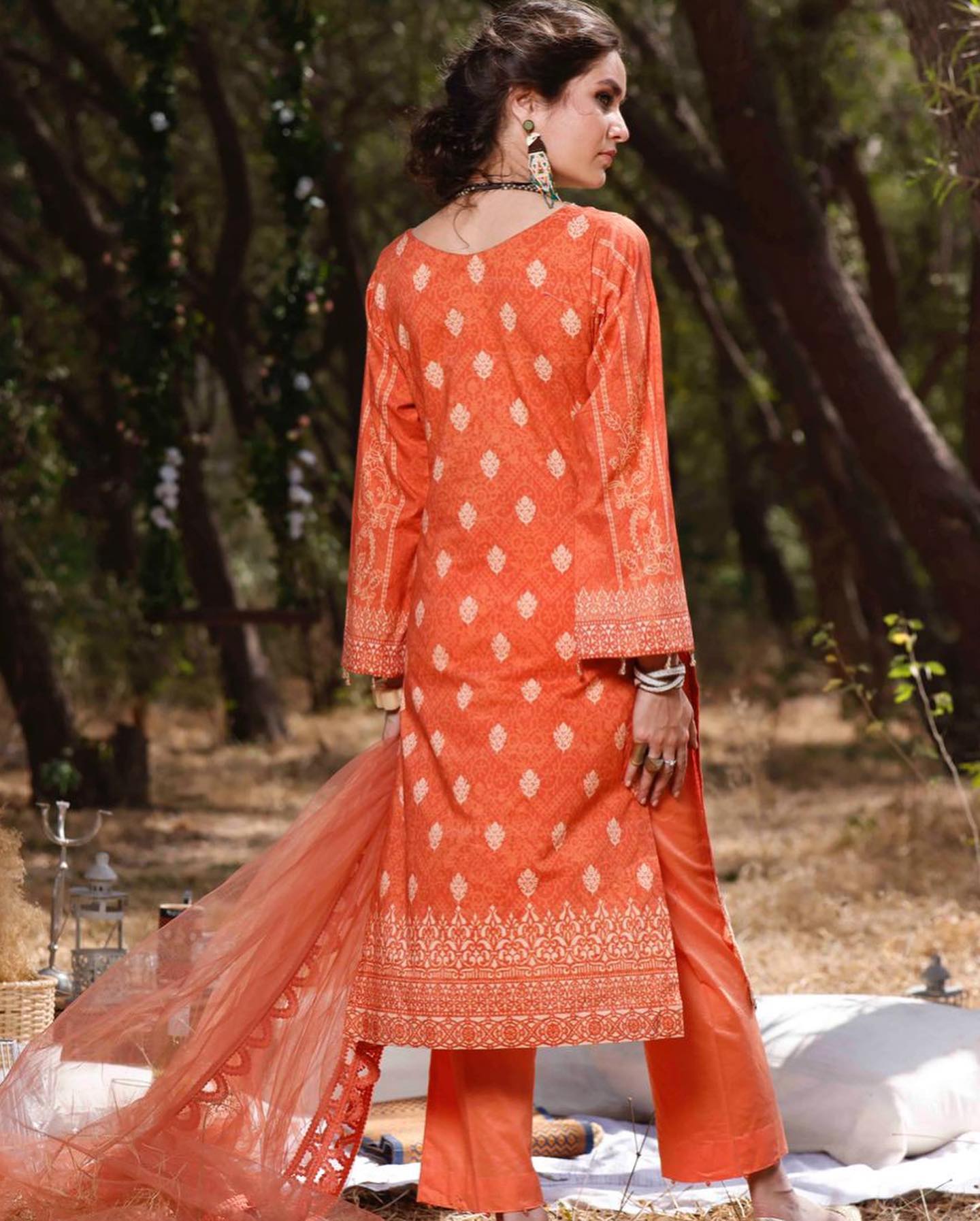 3PCS UN-STITCHED PREMIUM LAWN SUIT-ZNE-7019