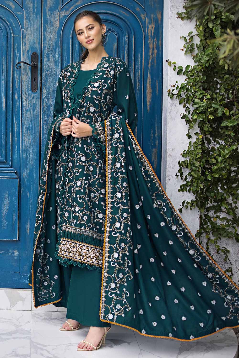 3PC Embroidered Pashmina Unstitched Suit with Embroidered Pashmina Shawl AP-32001