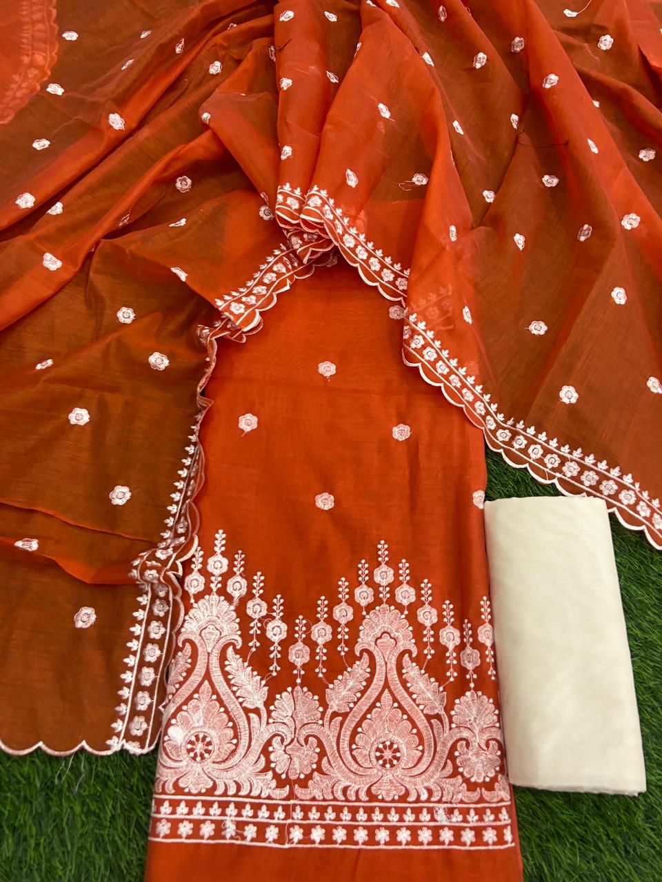 3PC UN-STITCHED SUITS-BNRS22-18