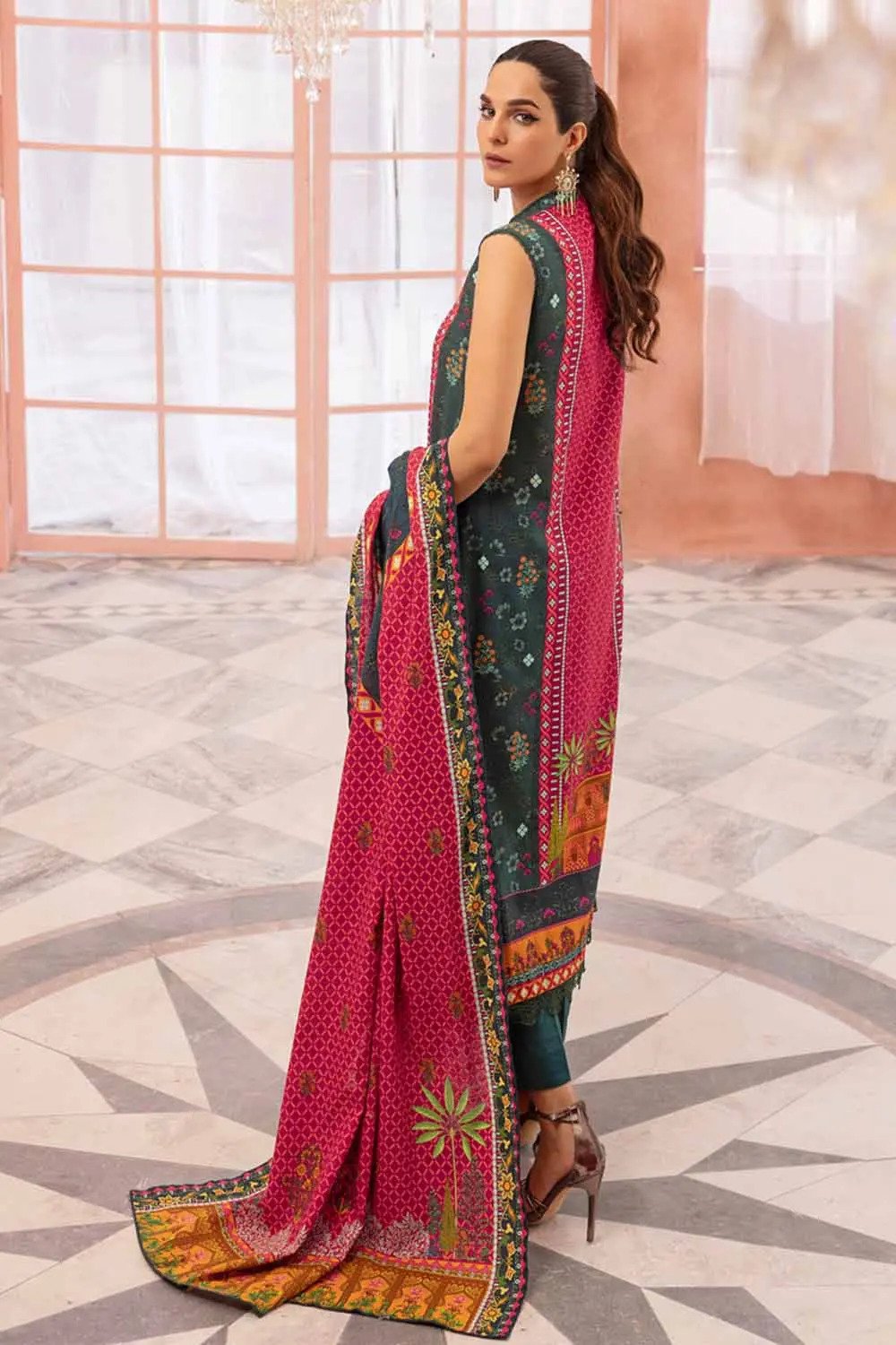 3PC Khaddar Digital Printed Unstitched Suit K-32004