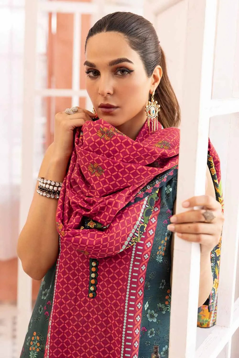 3PC Khaddar Digital Printed Unstitched Suit K-32004