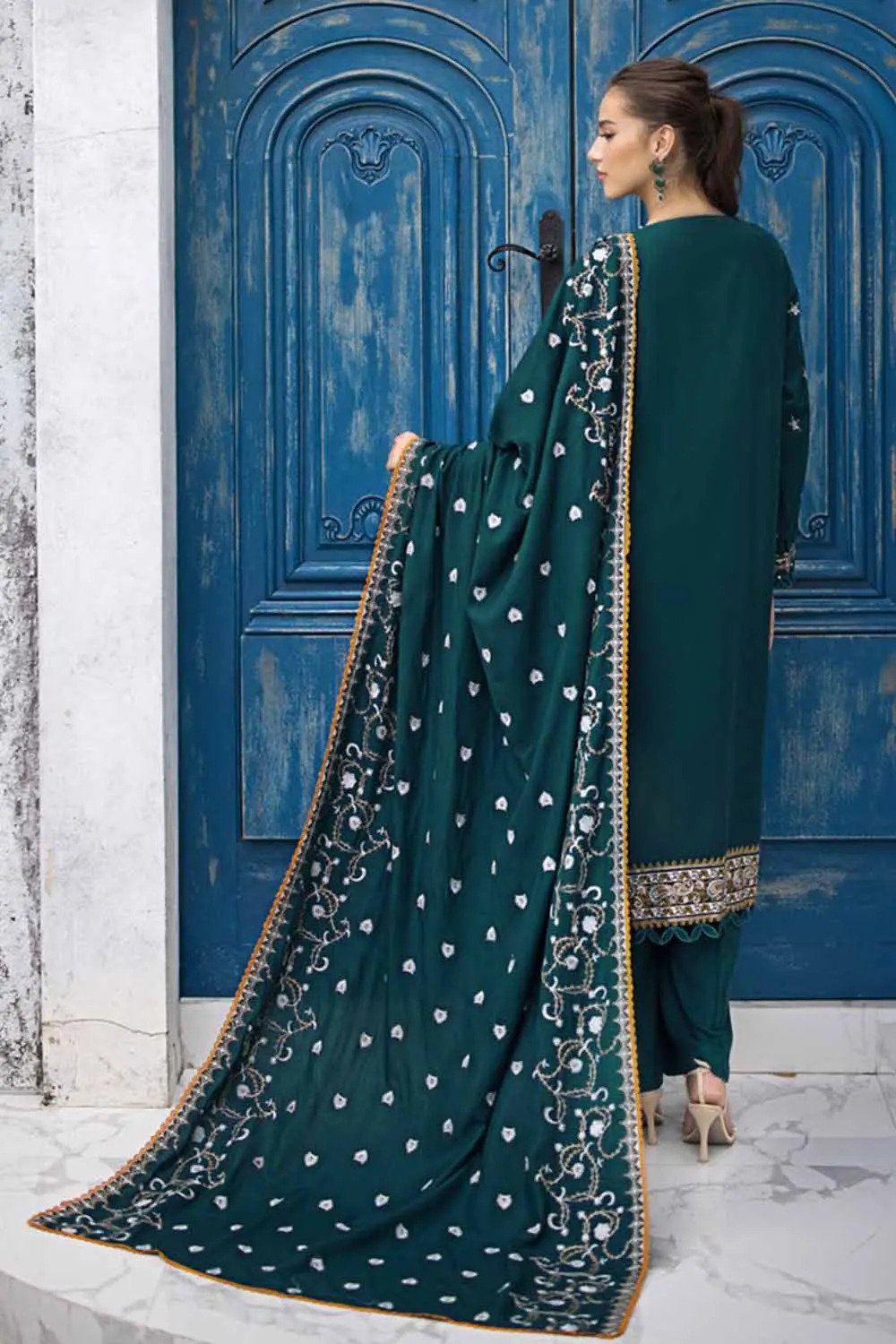 3PC Embroidered Pashmina Unstitched Suit with Embroidered Pashmina Shawl AP-32001
