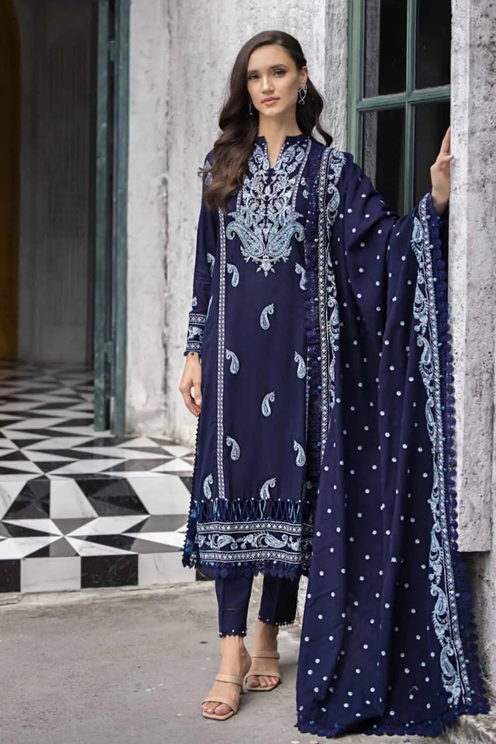 3PC Embroidered Pashmina Unstitched Suit with Embroidered Pashmina Shawl AP-32003