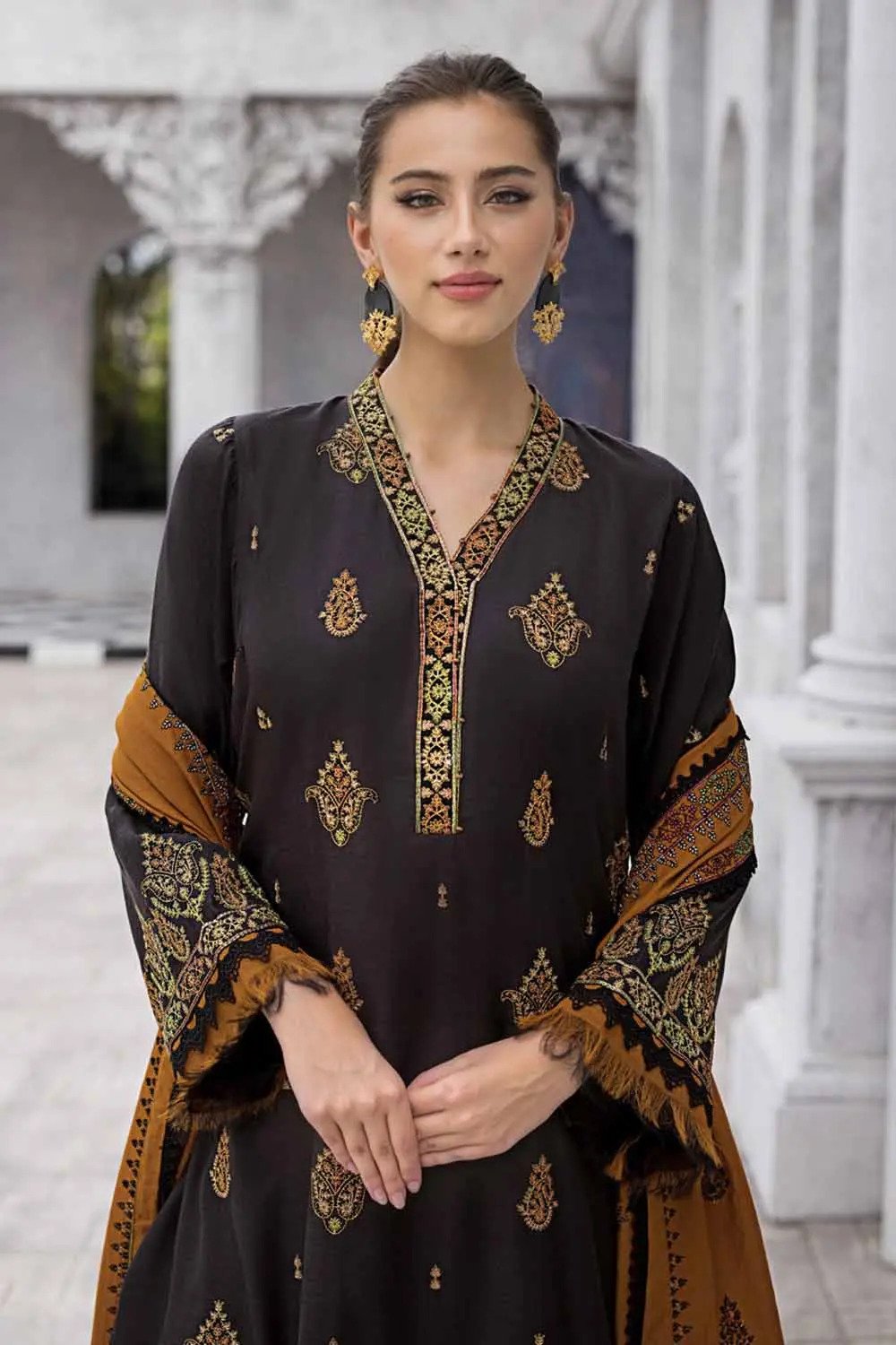 3PC Embroidered Pashmina Unstitched Suit with Embroidered Pashmina Shawl AP-32047