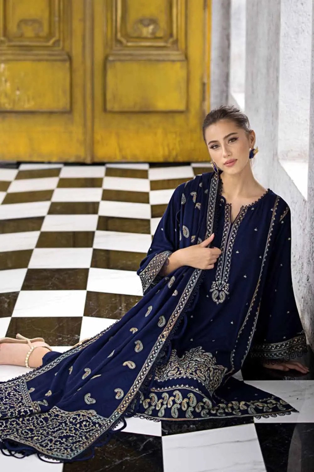 3PC Embroidered Pashmina Unstitched Suit with Embroidered Pashmina Shawl AP-32065