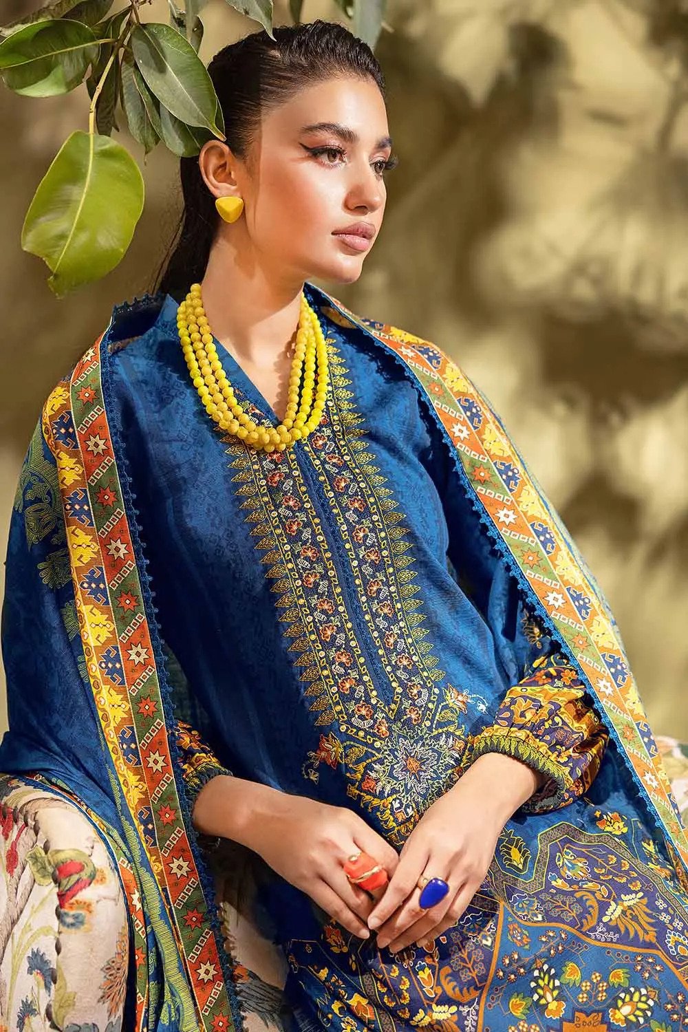 3PC Embroidered Khaddar Unstitched Suit K-32037